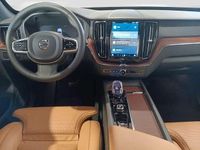 Gebraucht Volvo XC60 Plus 299 PS (219 kW) 2024 Schwarz (onyx black) SUV