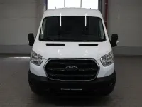 Gebraucht Ford Transit Trend 131 PS (96 kW) 2022 Weiß Pickup