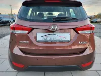 Gebraucht Hyundai ix20 Edition 125 PS (91 kW) 2015 Braun Kleinwagen