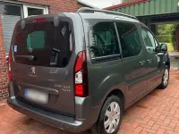 Gebraucht Peugeot Partner Tepee Active 120 PS (88 kW) 2015 Grau Van / Kleinbus