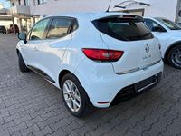 Gebraucht Renault Clio IV LIMITED Deluxe 76 PS (55 kW) 2019 Weiß Kleinwagen