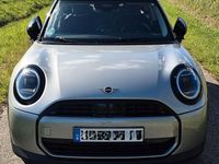 Używany Mini Cooper Classic 156 KM (114 kW) 2024 Srebrny Hatchback