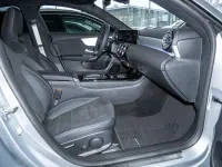 Gebraucht Mercedes CLA180 Edition 136 PS (100 kW) 2025 Silber / hightechsilber Coupé