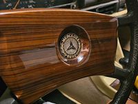 Gebraucht Mercedes E280 185 PS (136 kW) 1981 Blau Limousine