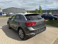 Gebraucht VW T-Roc IQ Drive 150 PS (110 kW) 2019 Grau SUV
