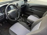 Gebraucht Ford Fiesta 59 PS (43 kW) 2006 Violet Kleinwagen