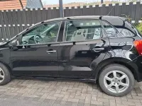 Gebraucht VW Polo 60 PS (44 kW) 2011 Schwarz Kleinwagen