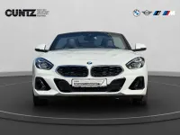 Gebraucht BMW Z4 197 PS (144 kW) 2024 Alpinweiß uni Cabrio