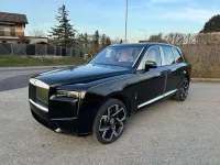 Neu Rolls Royce Cullinan 571 PS (419 kW) 2026 Black diamond SUV