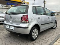 Gebraucht VW Polo Trendline 54 PS (39 kW) 2005 Silber Limousine