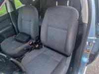 Second-hand Ford Focus 101 CP (74 kW) 2003 Albastru Break