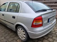 Gebraucht Opel Astra 101 PS (74 kW) 2000 Silber Limousine
