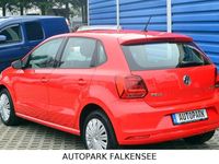 Gebraucht VW Polo Trendline 75 PS (55 kW) 2017 Rot Kleinwagen