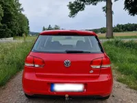 Gebraucht VW Golf VI 105 PS (77 kW) 2009 Rot Kleinwagen