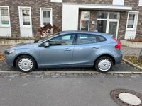 Gebraucht Volvo V40 150 PS (110 kW) 2018 Blau Kombi