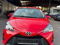 Gebraucht Toyota Yaris 72 PS (52 kW) 2019 Rot Limousine