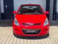 Gebraucht Hyundai i20 Edition 77 PS (56 kW) 2012 Rot Kleinwagen