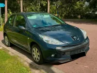 Gebraucht Peugeot 206+ 60 PS (44 kW) 2011 Kleinwagen