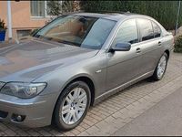 Gebraucht BMW 740 306 PS (225 kW) 2006 Grau Limousine