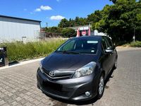 Gebraucht Toyota Yaris 2013 Grau Kleinwagen