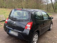 gebraucht Renault Twingo II 2012 1.2L 75ps