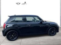 Gebraucht Mini Cooper SE Hatch 135 kW (184 PS) 2023 Schwarz metallic Kleinwagen