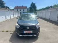 Gebraucht Dacia Lodgy Celebration 116 PS (85 kW) 2017 Grau Van / Kleinbus