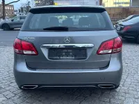 Gebraucht Mercedes B200 Urban 136 PS (100 kW) 2015 Mountaingrau Kleinwagen