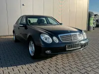 Gebraucht Mercedes E240 177 PS (130 kW) 2003 Schwarz Limousine