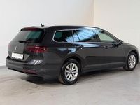 Gebraucht VW Passat 150 PS (110 kW) 2023 Grau Limousine