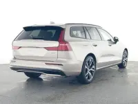 Gebraucht Volvo V60 145 PS (106 kW) 2025 Kombi