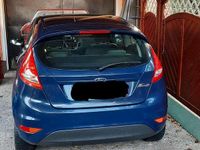 Gebraucht Ford Fiesta Trend 82 PS (60 kW) 2010 Blau Kleinwagen