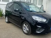 Gebraucht Ford Courier 101 PS (74 kW) 2023 Schwarz Van / Kleinbus