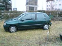 Gebraucht Renault Clio 75 PS (55 kW) 1994 Grün metallic Kleinwagen