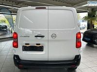 Gebraucht Opel Vivaro 150 PS (110 kW) 2021 Weiß Van / Kleinbus