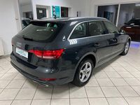 Gebraucht Audi A4 Basis 122 PS (89 kW) 2019 Grau Kombi