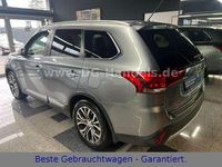 Gebraucht Mitsubishi Outlander Invite 150 PS (110 kW) 2016 Grau (metallic) SUV