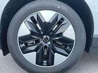 Gebraucht Volvo EX30 Core 200 kW (272 PS) 2025 Crystal weiß perleffekt SUV