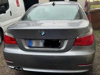 Gebraucht BMW 525 197 PS (144 kW) 2008 Grau Limousine