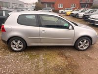 Gebraucht VW Golf V 102 PS (75 kW) 2005 Grau Kleinwagen