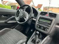 Second-hand VW Scirocco 122 CP (89 kW) 2010 Roșu Coupe