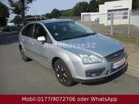 Gebraucht Ford Focus Fun X 101 PS (74 kW) 2007 Silber Limousine