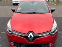 Gebraucht Renault Clio IV Initiale Paris 90 PS (66 kW) 2014 Rot Kleinwagen