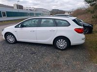 Gebraucht Opel Astra 131 PS (96 kW) 2013 Weiß Kombi