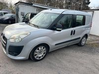 Gebraucht Fiat Doblò 135 PS (99 kW) 2010 Silber Van / Kleinbus