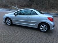 Gebraucht Peugeot 207 CC 120 PS (88 kW) 2009 Silber Cabrio
