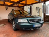 Second-hand Audi A8 193 CP (141 kW) 1999 Verde Berlinǎ