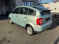 Gebraucht Audi A2 61 PS (44 kW) 2001 Grün Kleinwagen