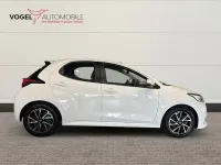 Gebraucht Toyota Yaris Team 116 PS (85 kW) 2022 Weiß Kleinwagen