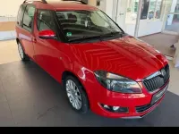 Gebraucht Skoda Roomster Elegance 85 PS (62 kW) 2015 Rot Van / Kleinbus
